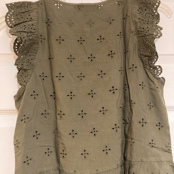 Loft Eyelet Peplum Shell - Picture 10 of 10